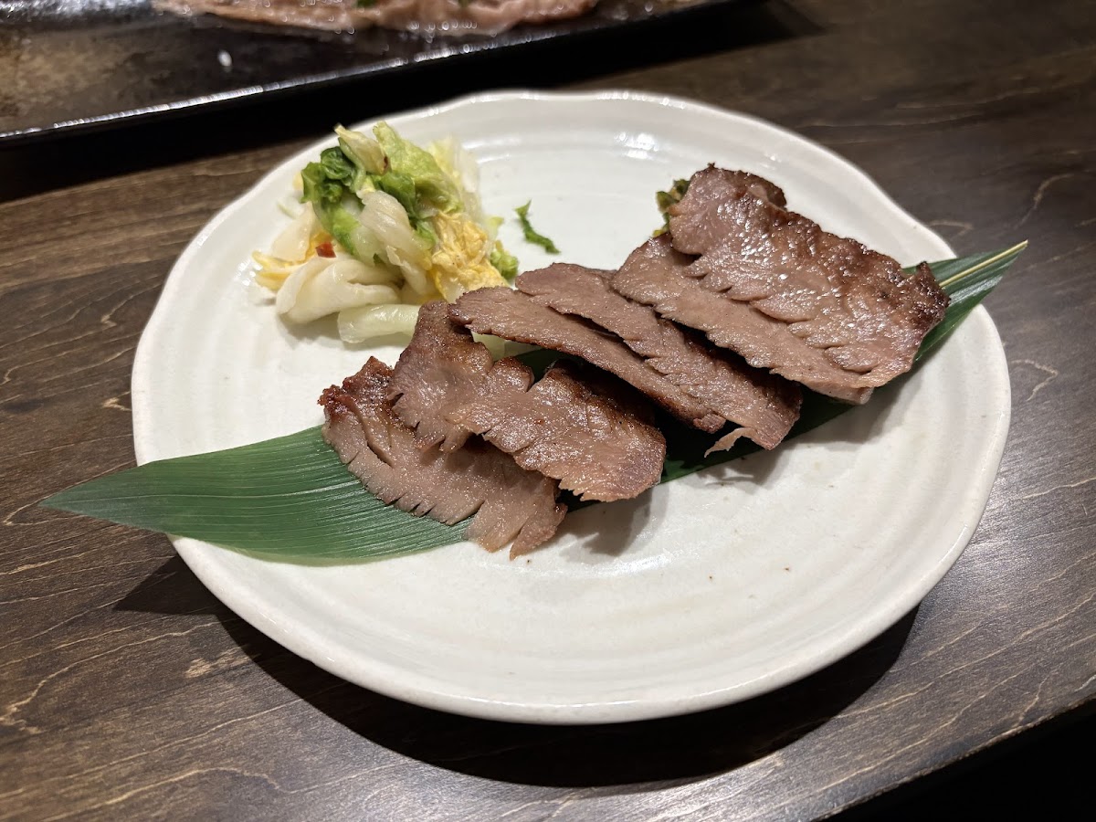牛たん専門店 進
